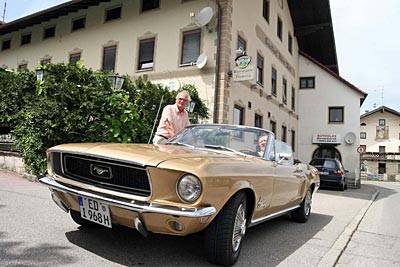 Oberbayern - Der Ford Mustang auf Tour