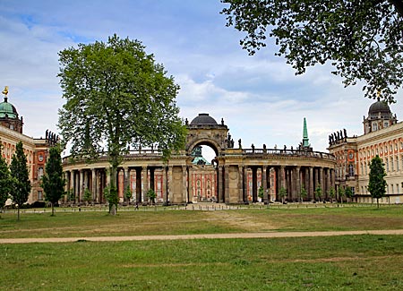 Potsdam - Neues Palais (1769) im Garten von Sanssouci