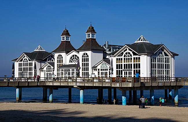 Rügen - Brückenhaus auf der Seebrücke in Sellin