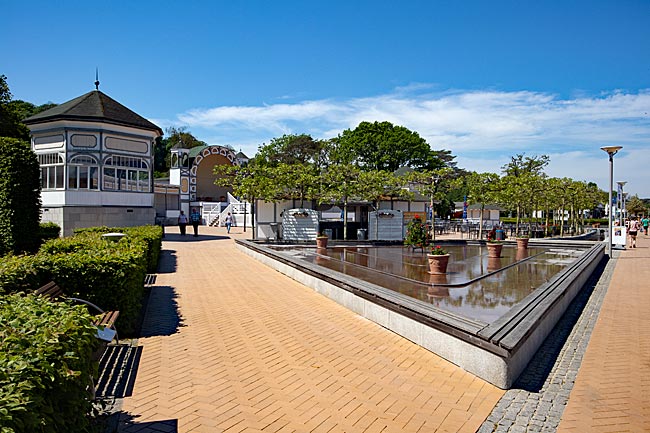 Rügen - Bernsteinpromendae Göhren - Kurplatz