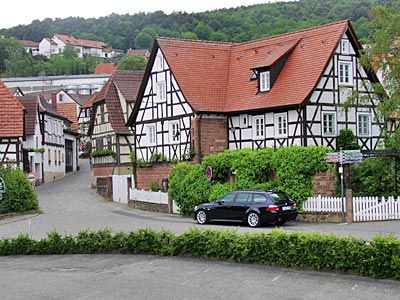 Deutschland - Süd-Pfalz - Das von Fachwerkarchitektur geprägte Ortsbild von Gleiszellen-Gleishorbach