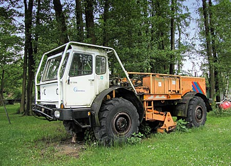 Wietze - Erdölmuseum - Vibrator-Fahrzeug