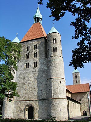 Freckenhorst - Ansicht des Westwerks der Sankt-Bonifatius-Stiftskirche