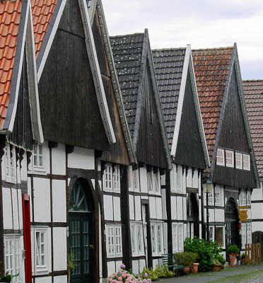 Münsterland: Fachwerk reiht sich in Rheda an Fachwerk