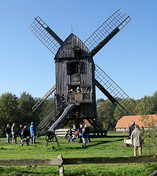 Eine der Mühlen des Museumsdorfs Cloppenburg