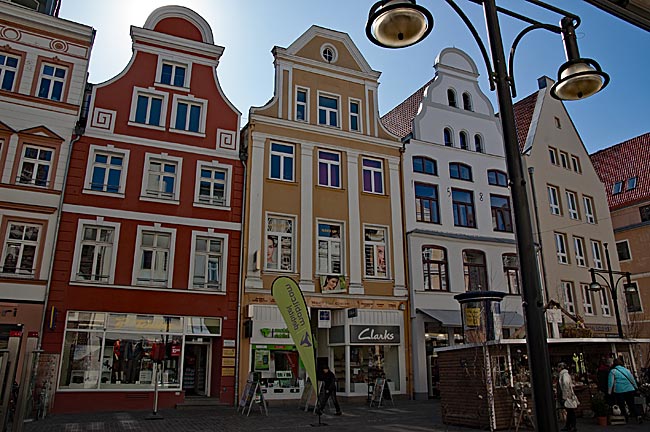 Rostock - Giebelhäuser in der Kröpeliner Straße