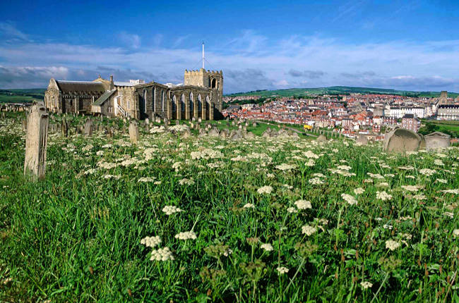 Whitby - England - St. Mary Church und Friedhof