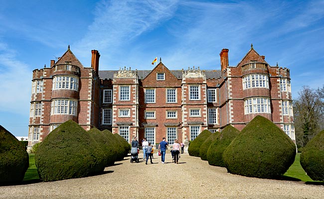 England - Way of the Roses - Burton Agnes Hall & Gardens