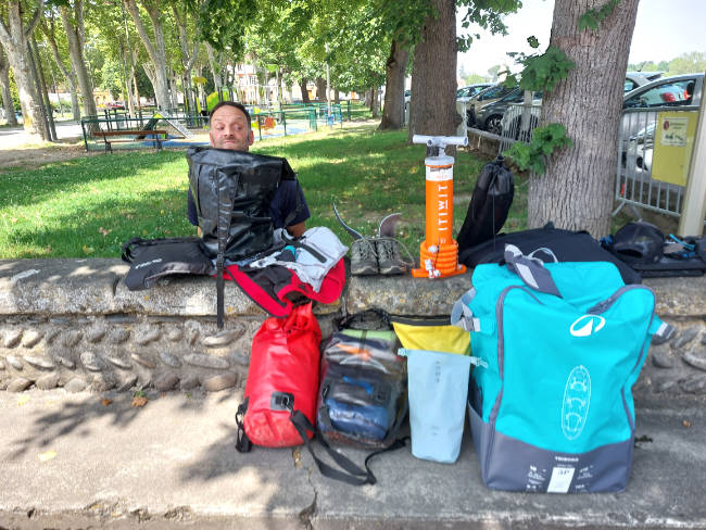 per Kanu auf der Garonne von den Pyrenäen nach Bordeaux