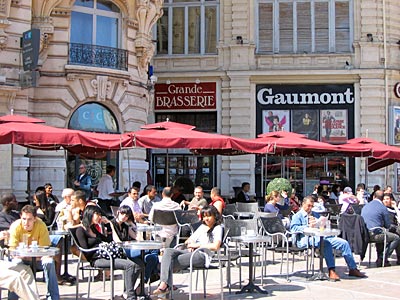 Frankreich - Montpellier - Cafe auf dem Place de La Comédie