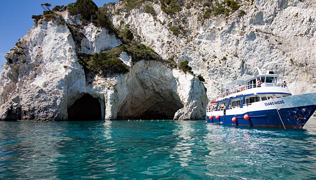 Zakynthos, Ionische Inseln, Griechenland - Badestopp vor den Höhlen auf Marathonissi