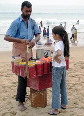 Indien - Orissa - indisches Strandleben in Puri
