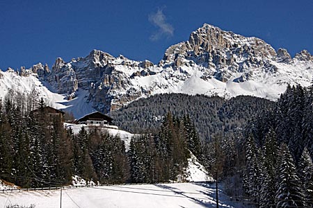 Italien - Eggental in Südtirol - Blick auf Latemar und Rosengarten