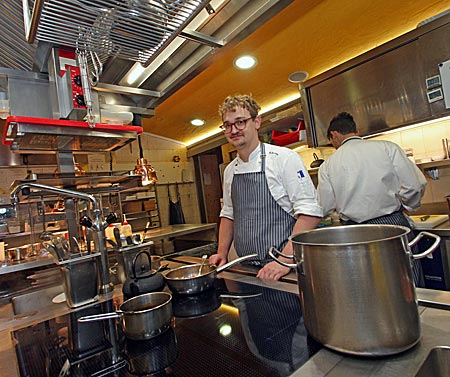 Südtirol in Italien - Küchenchef Hannes Baumgartner sorgt im Tanzer für Leckeres auf dem Teller