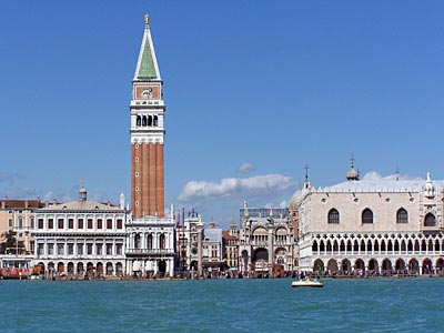 Venedig - Blick auf Markusplatz mit dem Dogenpalast