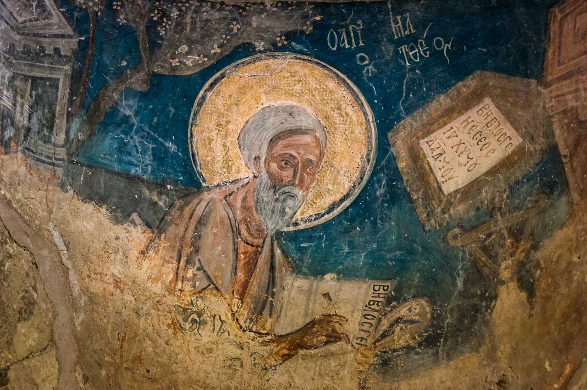 Agios Ioannis, Kapelle Agios Pavlos, deren älteste Teile aus dem 4./5.Jh. stammen, mit Wandmalereien aus dem 14. Jh.