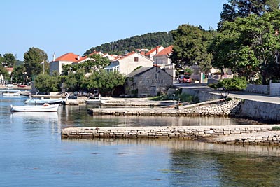 Kroatien - Hier scheint die Zeit stehen geblieben: Impressionen aus dem Lumbarda, einem Fischerdorf, nur fünf Kilometer von der Stadt Korčula entfernt