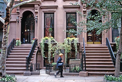 New York Reiseführer - typische Brownstone Houses in Brooklyn Heights