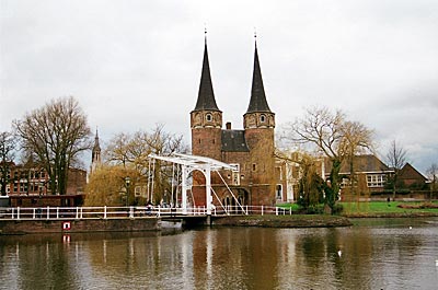 Niederlande - Historisches Stadttor in Delft