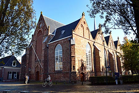Niederlande - Leeuwarden - Grablege der Nassauer: Die Jakobinerkirche ist das älteste Gotteshaus Leeuwardens
