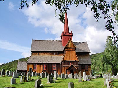 Norwegen - Die Stabkirche von Ringebu, eine der Größten ihres Typs in Norwegen
