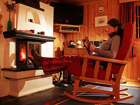 Norwegen - Hütte mit Kamin in Gala