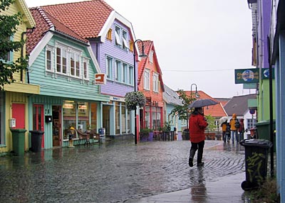 Norwegen - Stavanger - Bunte Häuser in der Innenstadt