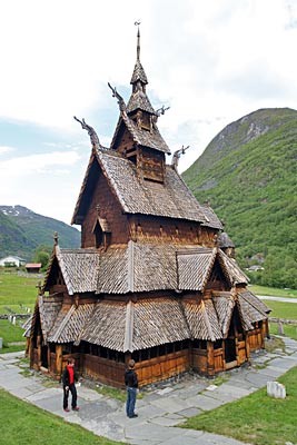 Norwegen - Die Stabkirche in Borgund gehört zu Norwegens meistbesuchten Ausflugszielen