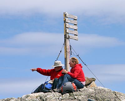 Norwegen - Gipfelrast auf dem Totten in 1497 Meter Höhe