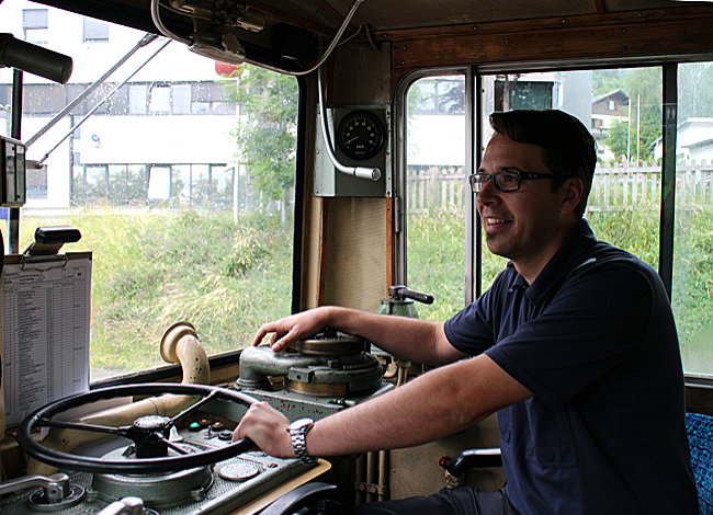 Österreich - Pinzgau - Thomas Oberkalmsteiner in der Diesellok VS 71