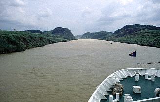Gaillard Cut - spektakulärste Schmalstelle des Panamakanals