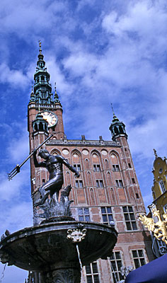 Polen - Danzig - Neptunbrunnen mit Rathaus