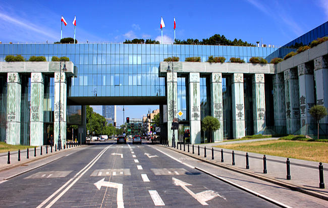 Polen, Warschau, Gerichtsgebäude am plac Krasinskich