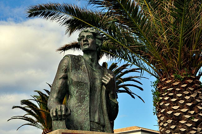 Kolumbus, der berühmte Seefahrer, der eine Zeitlang auf der Insel lebte und es als Sprungbrett für seine Karriere nutzte. Vila Baleira, Porto Santo, die kleine Nachbarinsel von Madeira, Portugal