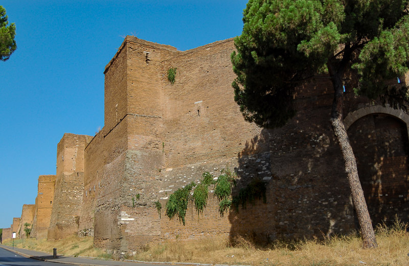 Rom: Aurelianische Mauer