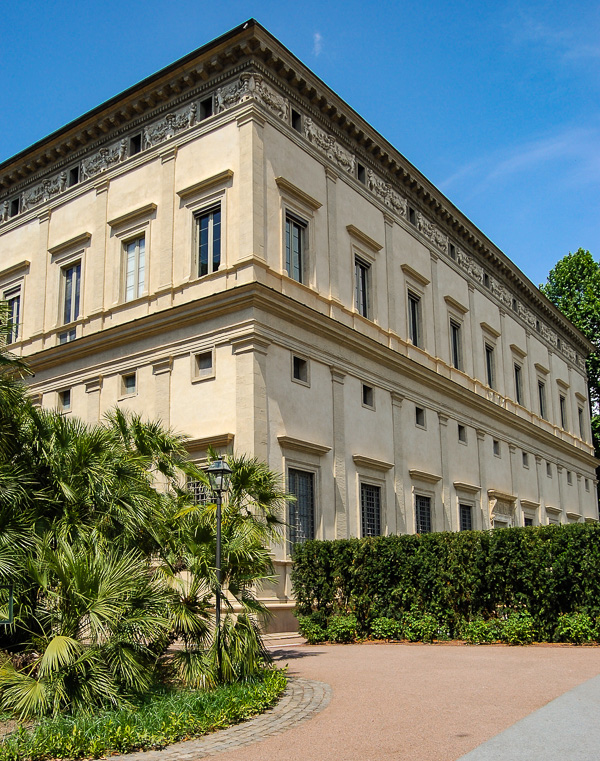 Rom: Villa Farnesina Außenansicht