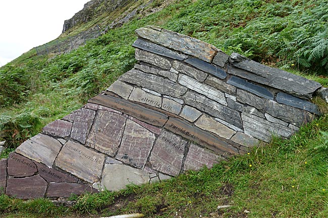 Schottland - Ullapool am Loch Broome - Gesteinsformation im Geo-Park