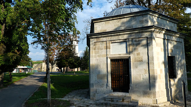 Serbien - Alt-Belgrad, Festung, Mausoleum Damit Ali Pasha
