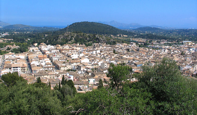 Mallorca - Ausblick vom Kalvarienberg in Pollenca