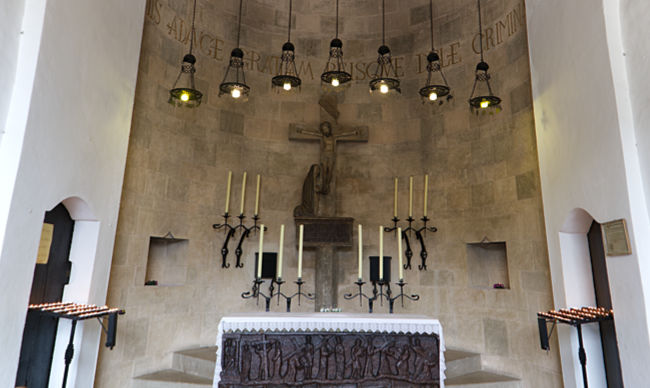 Mallorca - im Inneren der Kapelle auf dem Kalvarienberg in Pollenca