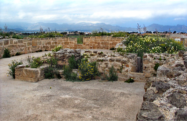 Mallorca - Blick von der Mauer von Alcudia