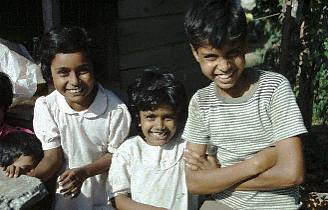 Sri Lanka, Kinder im Süden