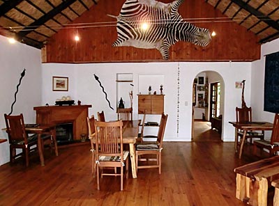 Südafrika - Frühstücksraum in der Badgers Lodge