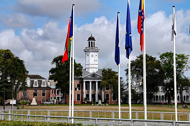 Suriname - unterwegs in Paramaribo