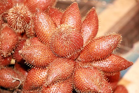 Thailand - Phitsanulok - Früchte auf einem Markt