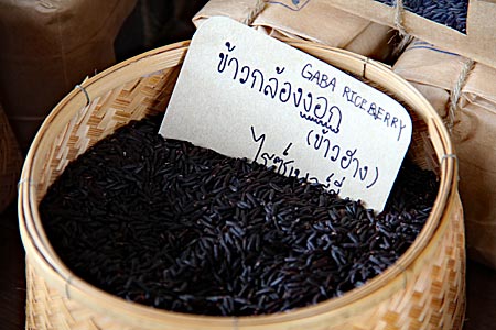 Thailand - schwarzer Reis in der Provinz Loei