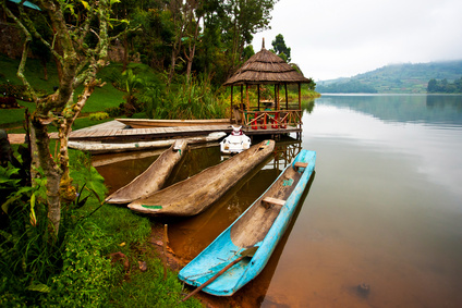 Traditionelle Boote am Lake Bunyonyi