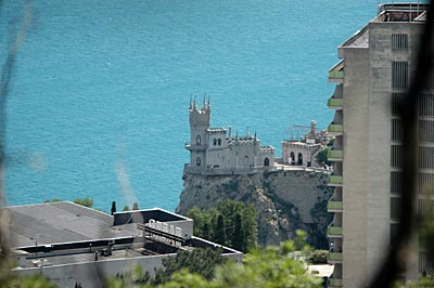 Ukraine - Jalta - Blick vom Sonnenpfad auf das Schwalbennest