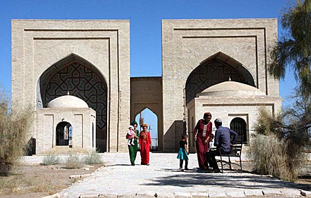 Turkmenistan - Aschab Mausoleum in Merw