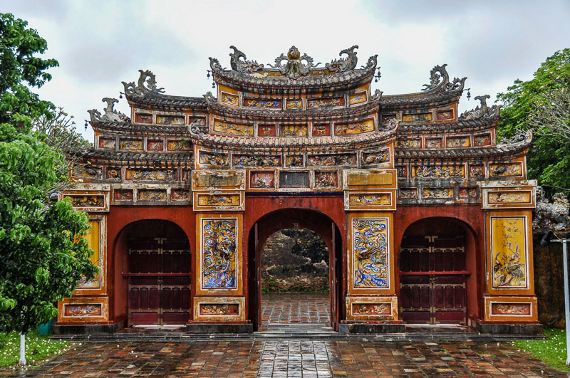 Vietnam. Tor im Königspalast von Hue
